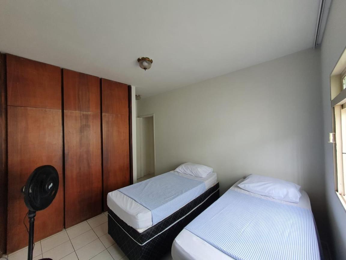 Hostel Umuarama Uberlandia Exterior photo